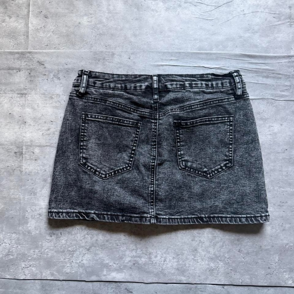 Y2K Windsor black denim mini skirt